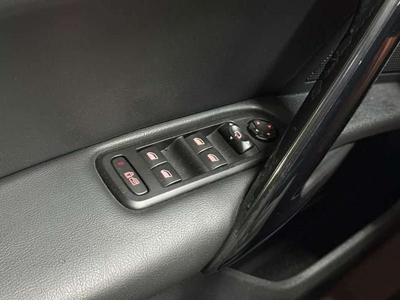 Usado Peugeot 508 RXH 200 CV (147 kW) 2013 Negro Familiar