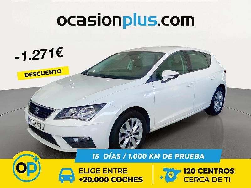 Usado Seat Leon Style 130 CV (95 kW) 2019 Blanco