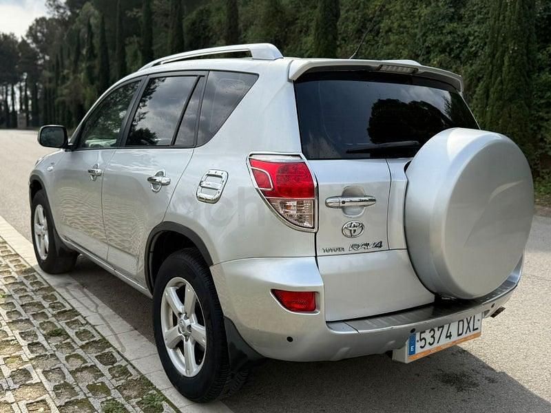 Usado Toyota RAV4 Sol 150 CV (110 kW) 2006 Gris / plata SUV