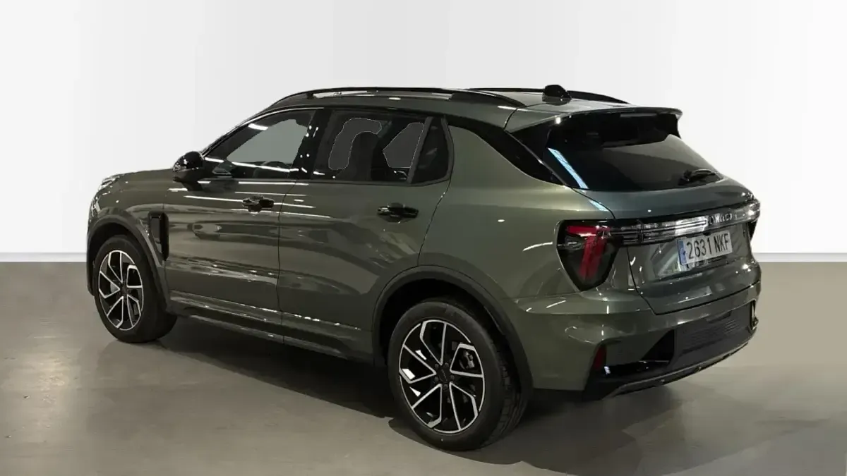Usado Lynk & Co 01 276 CV (202 kW) 2026 Verde SUV