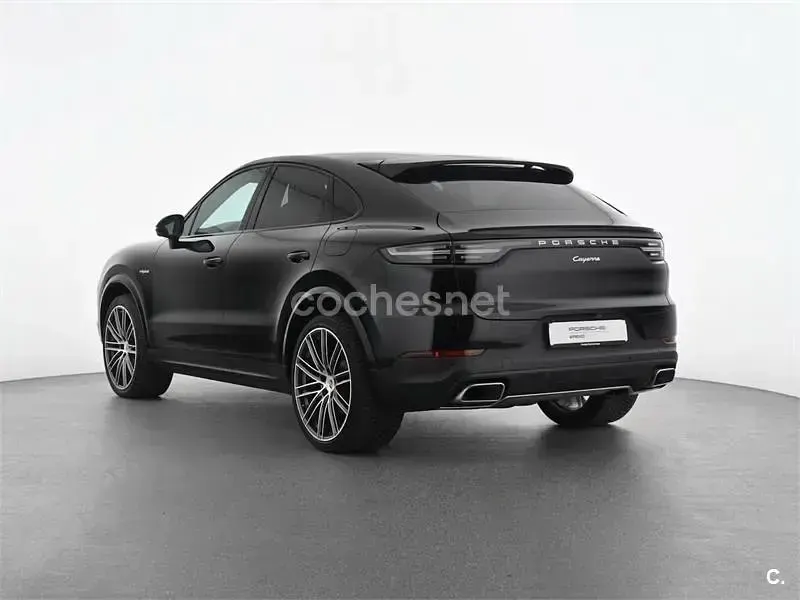 Usado Porsche Cayenne E-Hybrid Coupe 462 CV (339 kW) 2020 Negro SUV