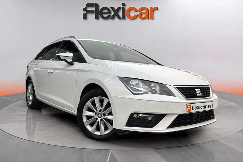 Blanco Usado 2019 Seat Leon Style Berlina | 13.490 € (Precio justo) - Imagen 1/4