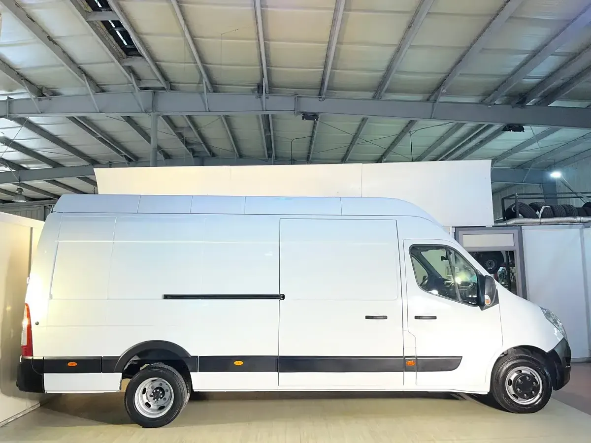 Usado Renault Master 145 CV (106 kW) 2019 Blanco Berlina