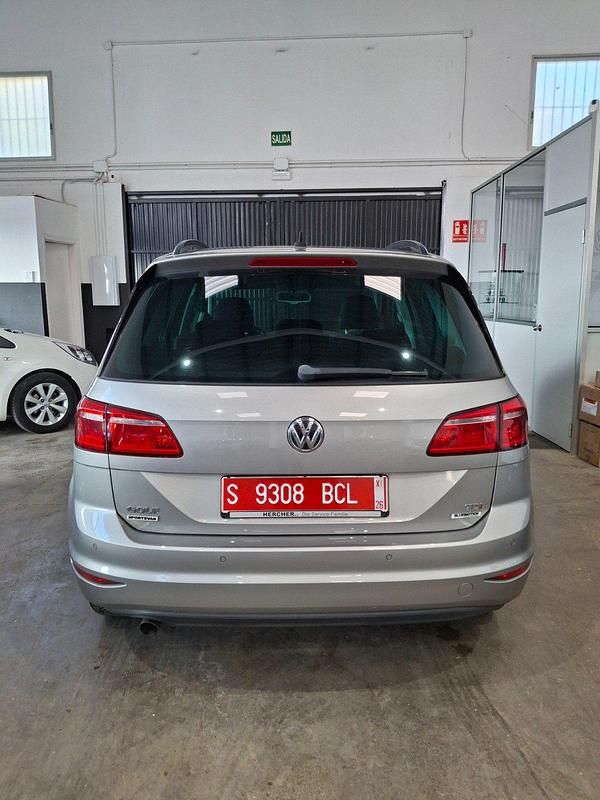 Usado VW Golf VII 110 CV (80 kW) 2015 Gris