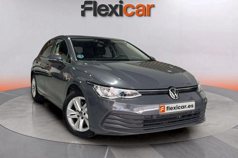 Gris Usado 2022 VW Golf VIII Berlina | 19.490 € (Precio justo) - Imagen 1/4
