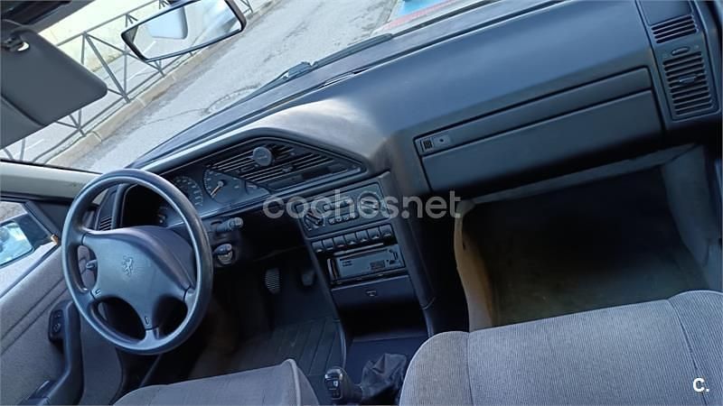 Usado Peugeot 605 135 CV (99 kW) 1994 Gris / plata Berlina