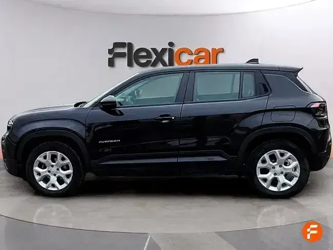 Usado Jeep Avenger 100 CV (73 kW) 2023 Negro SUV