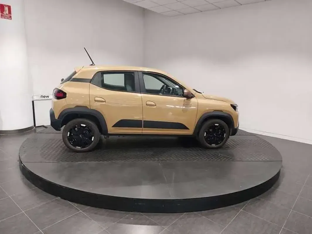 Usado Dacia Spring Extreme 47 kW (65 CV) 2025 Beige Utilitario