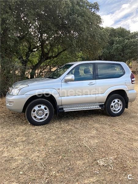 Usado Toyota Land Cruiser 163 CV (119 kW) 2005 Gris / plata SUV