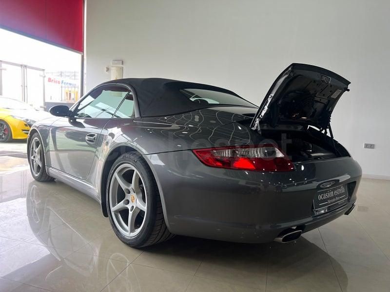 Usado Porsche 911 Carrera 4 Cabriolet 325 CV (239 kW) 2007 Gris / plata Descapotable