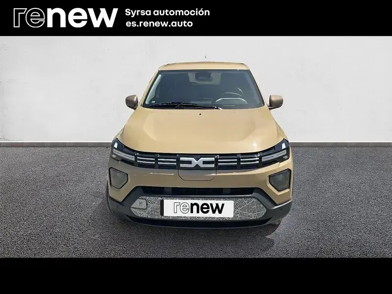 Usado Dacia Spring Extreme 47 kW (65 CV) 2025 Marrón Utilitario