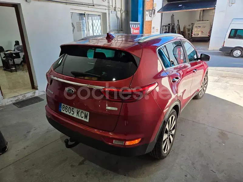 Usado Kia Sportage GT-Line 115 CV (84 kW) 2017 Rojo SUV