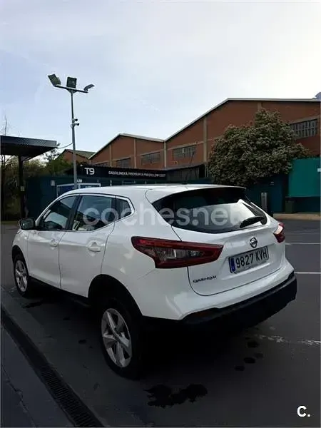 Begagnad Nissan Qashqai Visia 150 HK (110 kW) 2019 Vit SUV
