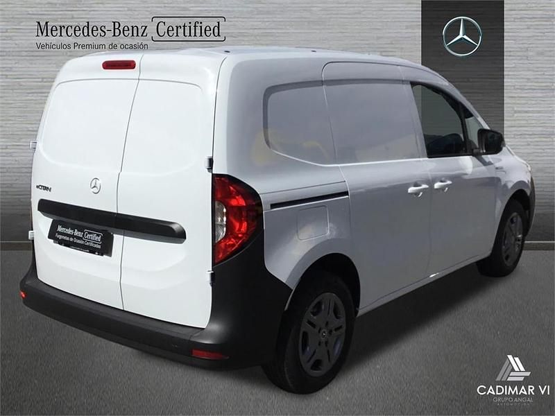 Usado Mercedes eCitan 89 kW (122 CV) 2023 Blanco Familiar