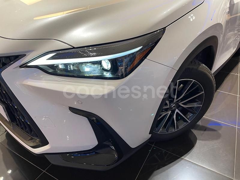Usado Lexus NX450h+ 292 CV (214 kW) 2025 Blanco SUV