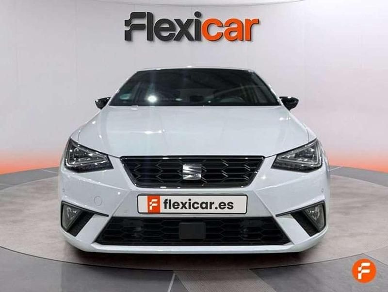 Usado Seat Ibiza FR 116 CV (85 kW) 2024 Blanco Utilitario