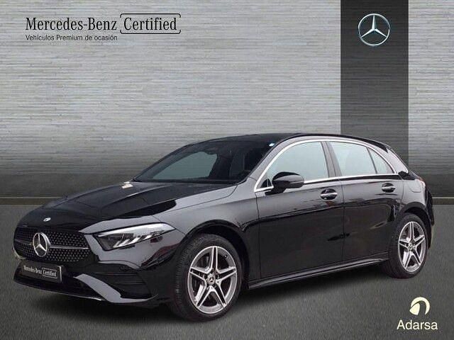 Usado Mercedes A250 AMG line 218 CV (160 kW) 2025 Negro noche Berlina