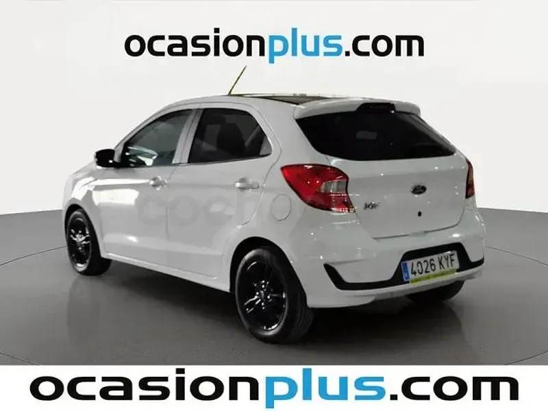 Usado Ford Ka Plus 85 CV (62 kW) 2019 Blanco Utilitario
