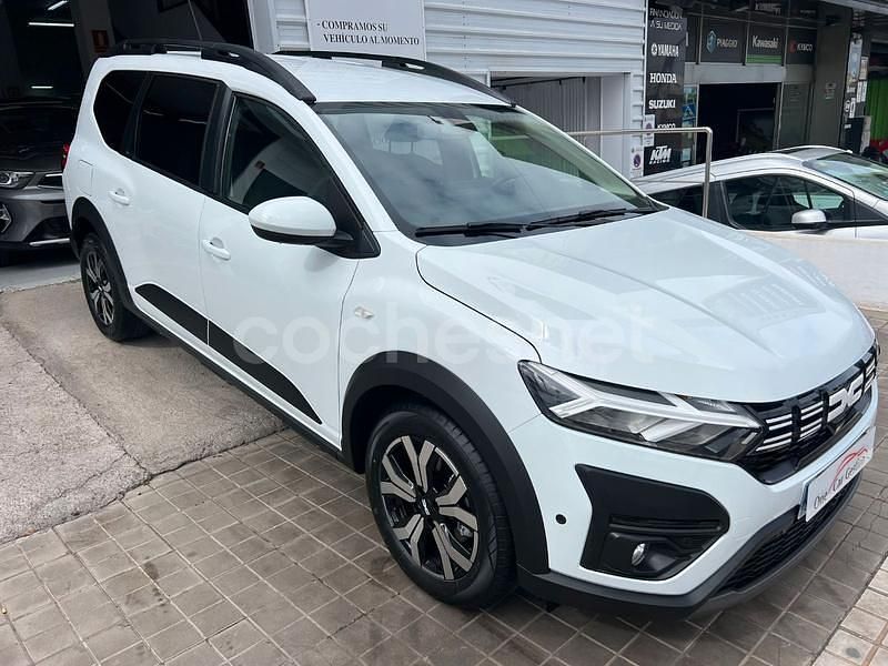 Usado Dacia Jogger Expression 110 CV (80 kW) 2023 Blanco Monovolumen