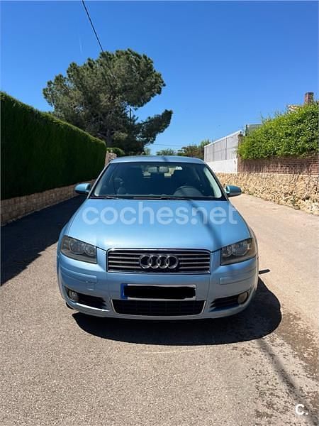 Azul Usado 2005 Audi A3 Ambition Berlina | 3600 € (Precio justo) - Imagen 1/4