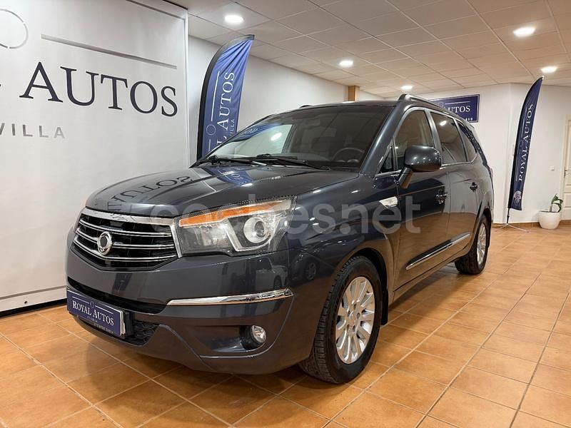 Azul Usado 2015 Ssangyong (KGM) Rodius Monovolumen | 12.490 € (Precio justo) - Imagen 1/4