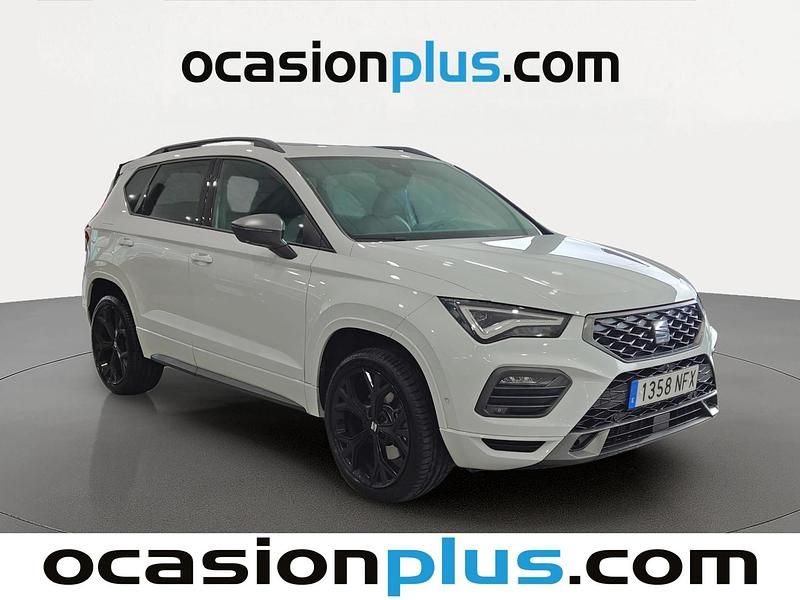 Usado Seat Ateca FR 150 CV (110 kW) 2025 Blanco SUV