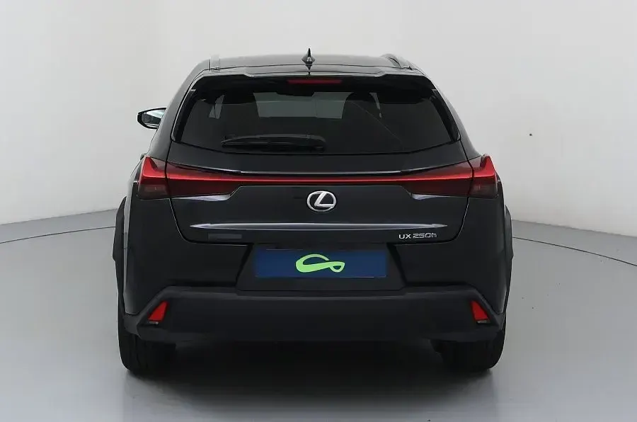 Usado Lexus UX 250h 184 CV (135 kW) 2021 SUV