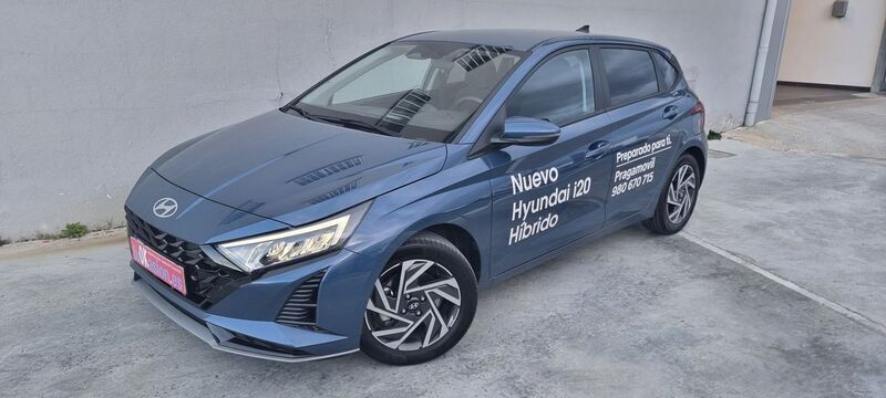 Azul Nuevo 2024 Hyundai i20 Berlina | 19.900 € (Un poco caro) - Imagen 1/4