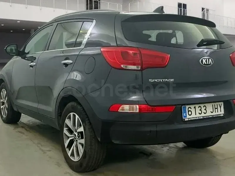 Usado Kia Sportage 136 CV (100 kW) 2015 Gris / plata SUV