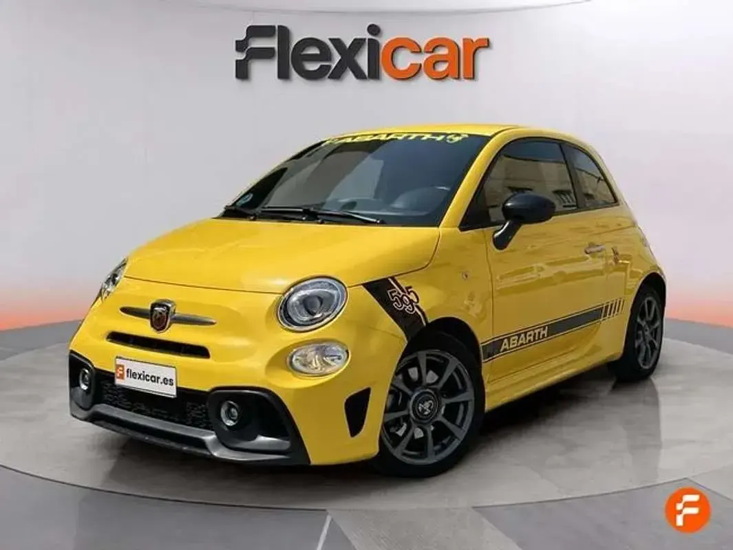 Usado Abarth 595 145 CV (106 kW) 2022 Amarillo Berlina