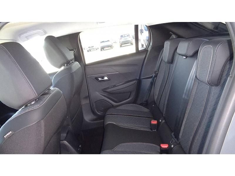 Usado Peugeot 208 Allure 100 CV (73 kW) 2025 Gris Utilitario