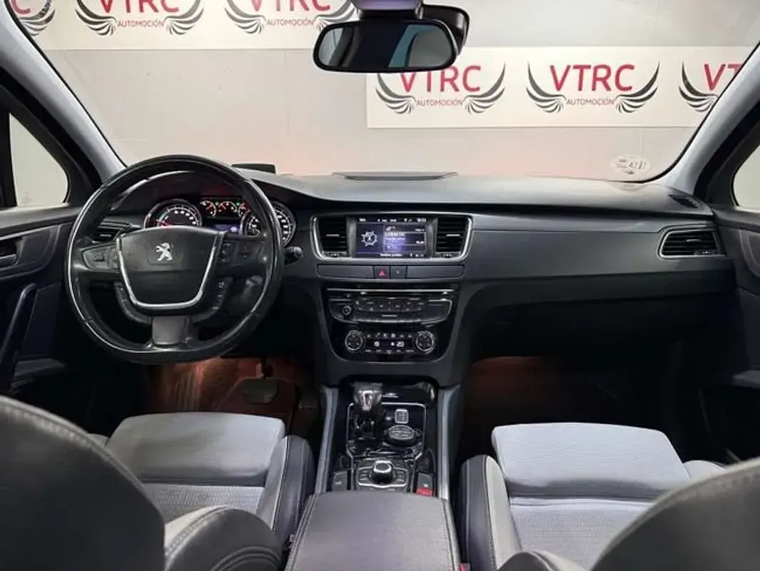 Usado Peugeot 508 RXH 200 CV (147 kW) 2013 Negro Familiar