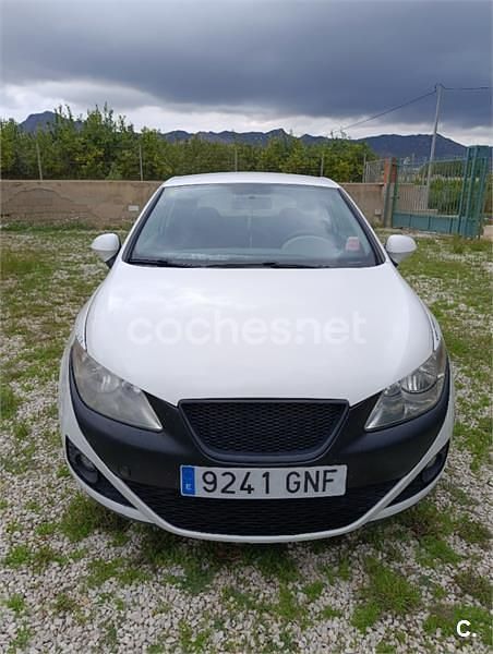 Usado Seat Ibiza SC Stylance 85 CV (62 kW) 2009 Blanco Utilitario