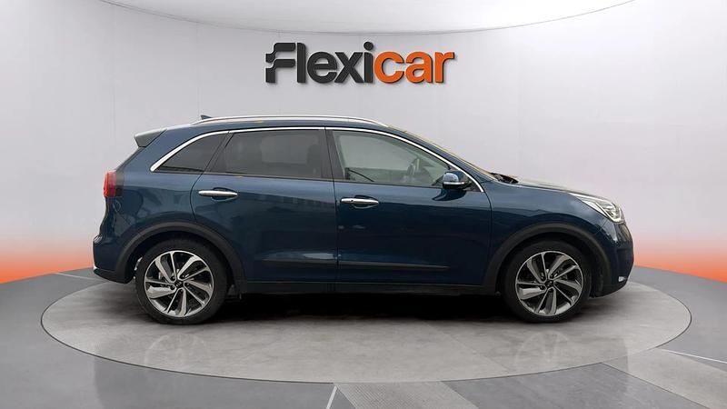 Begagnad Kia Niro 141 HK (103 kW) 2018 Blå SUV