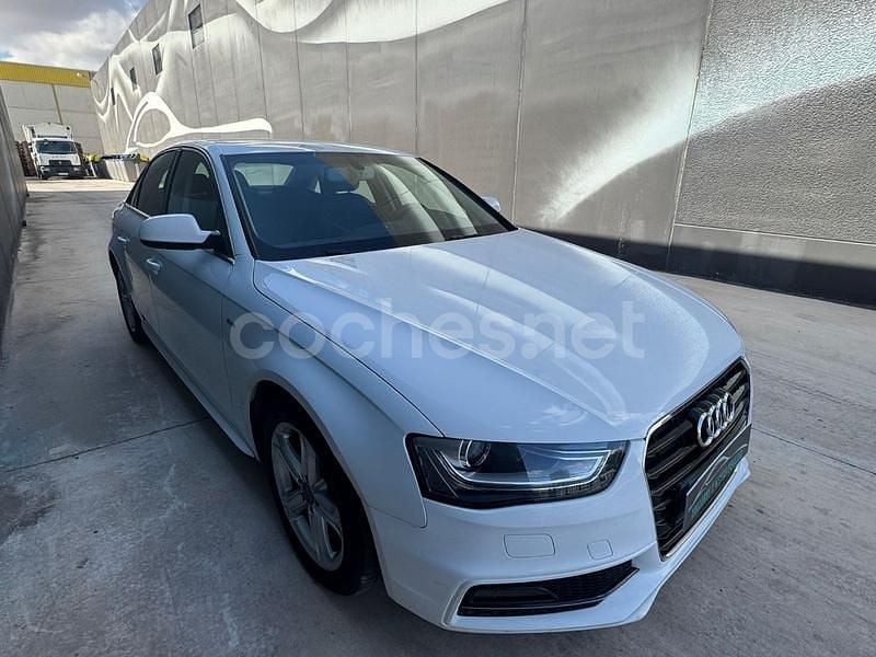 Usado Audi A4 150 CV (110 kW) 2015 Blanco Berlina