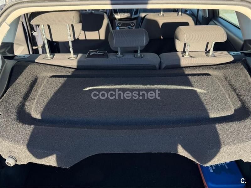 Usado Ford Focus Trend 150 CV (110 kW) 2011 Negro Berlina