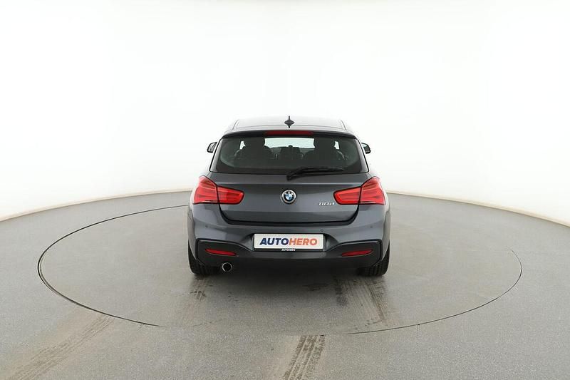 Usado BMW 118 M Sport 150 CV (110 kW) 2015 Gris Utilitario