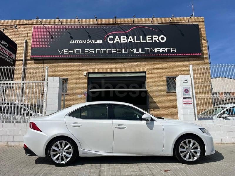 Usado Lexus IS300h 223 CV (164 kW) 2013 Blanco Berlina