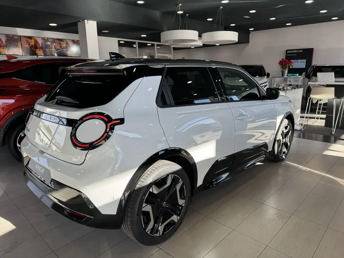 Usado Nissan Micra Tekna 110 kW (150 CV) 2025 Blanco Berlina