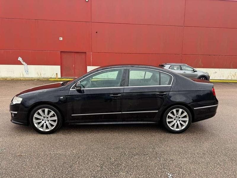 Usado VW Passat R-line 140 CV (102 kW) 2009 Negro Berlina
