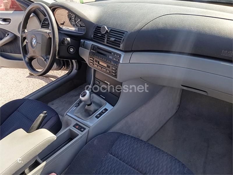 Usado BMW 323 170 CV (125 kW) 1999 Azul Berlina