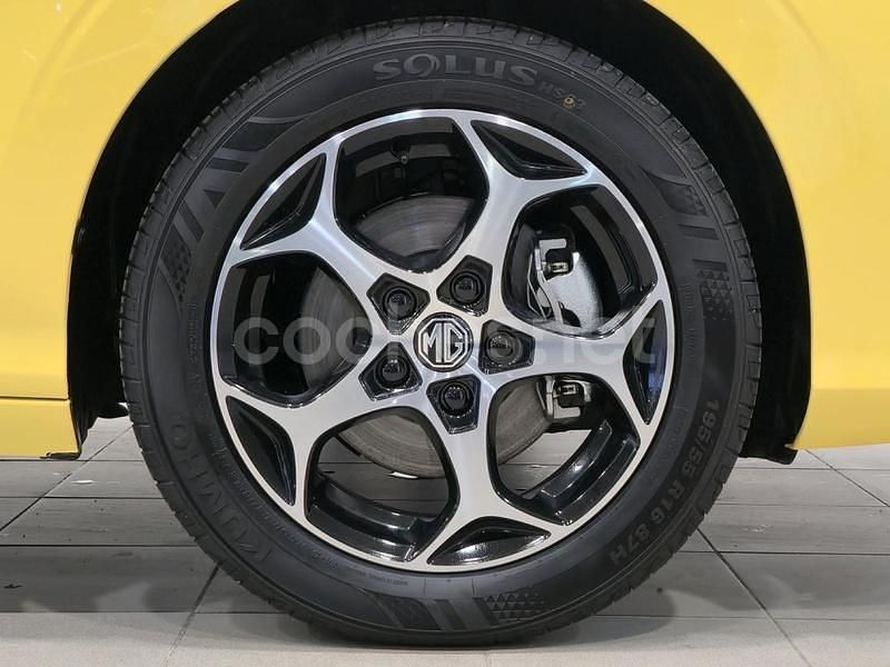 Usado MG MG3 Comfort 116 CV (85 kW) 2025 Amarillo Utilitario