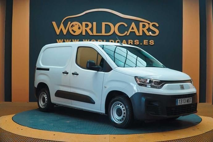 Usado Fiat Doblò 102 HP (75 kW) 2023 Monovolume