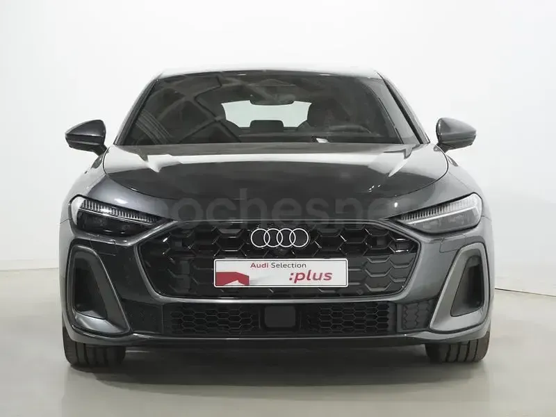 Usado Audi A5 S-Line 204 CV (150 kW) 2026 Gris / plata Berlina
