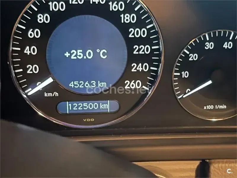 Usado Mercedes CLK200 Elegance 163 CV (119 kW) 2006 Granate Coupe