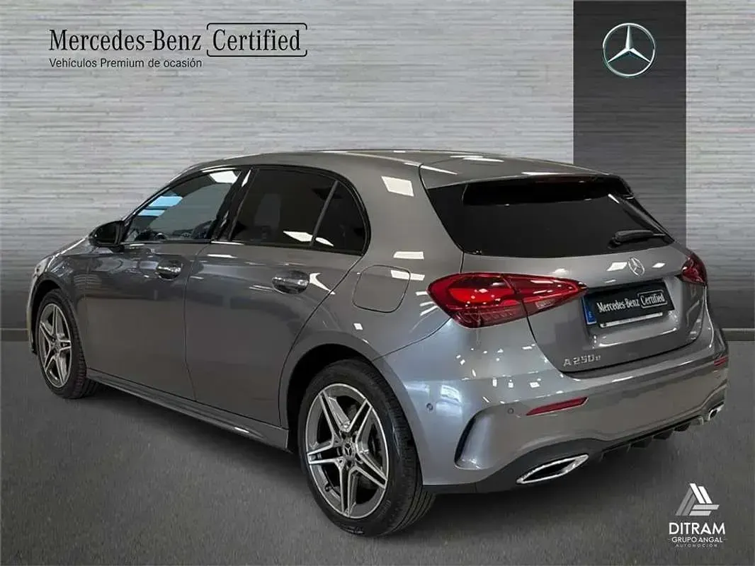 Usado Mercedes A250 218 CV (160 kW) 2024 Berlina