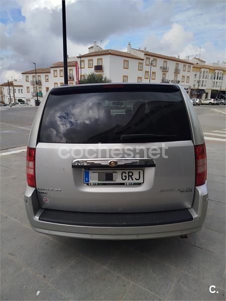 Usado Chrysler Grand Voyager Limited 163 CV (119 kW) 2009 Gris / plata Monovolumen