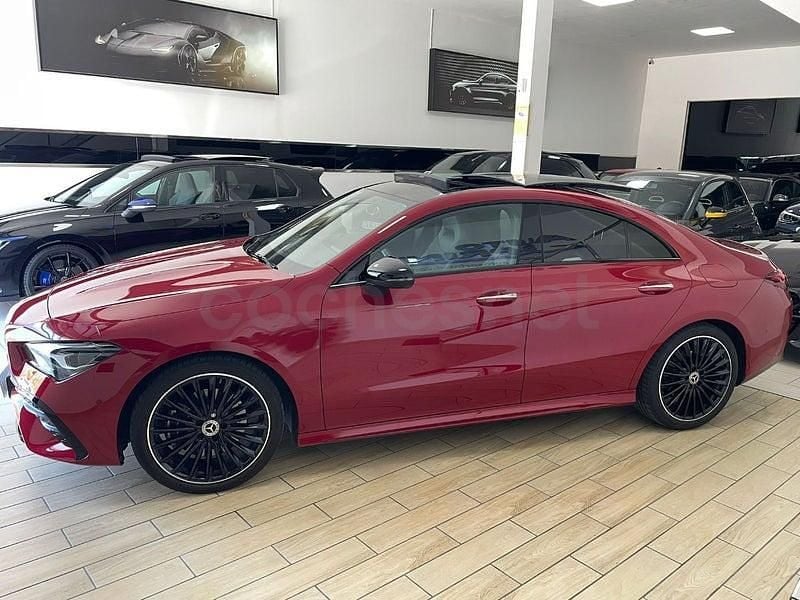 Usado Mercedes CLA220 190 CV (139 kW) 2024 Rojo Berlina