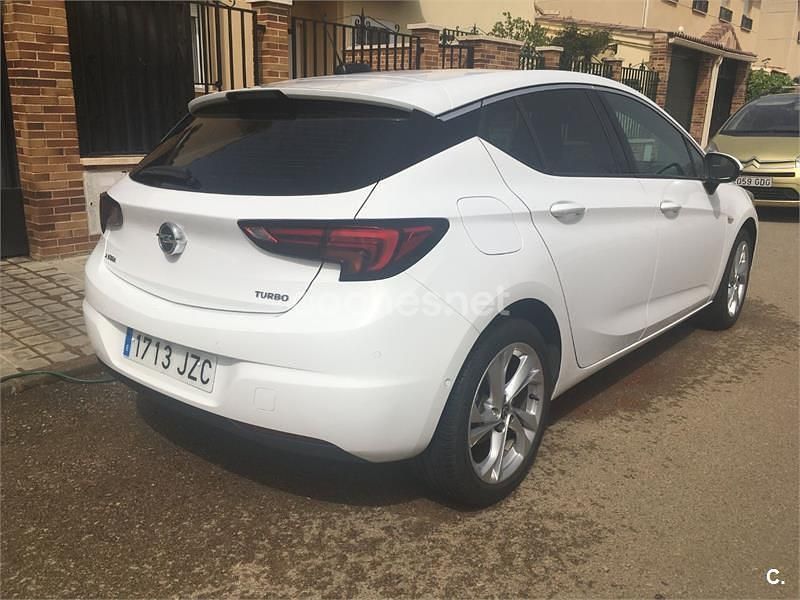 Brugt Opel Astra Dynamic 150 HK (110 kW) 2017 Hvid Sedan