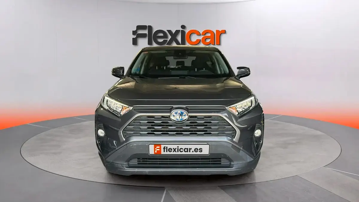 Usado Toyota RAV4 Hybrid Business Edition 218 CV (160 kW) 2021 Gris SUV